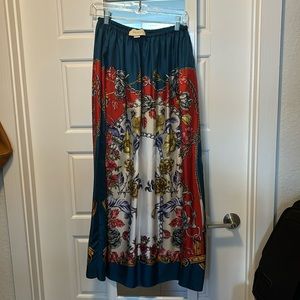 2018 mid length GUCCI silk skirt